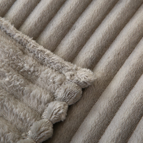 The big heavy blanket vol. 1