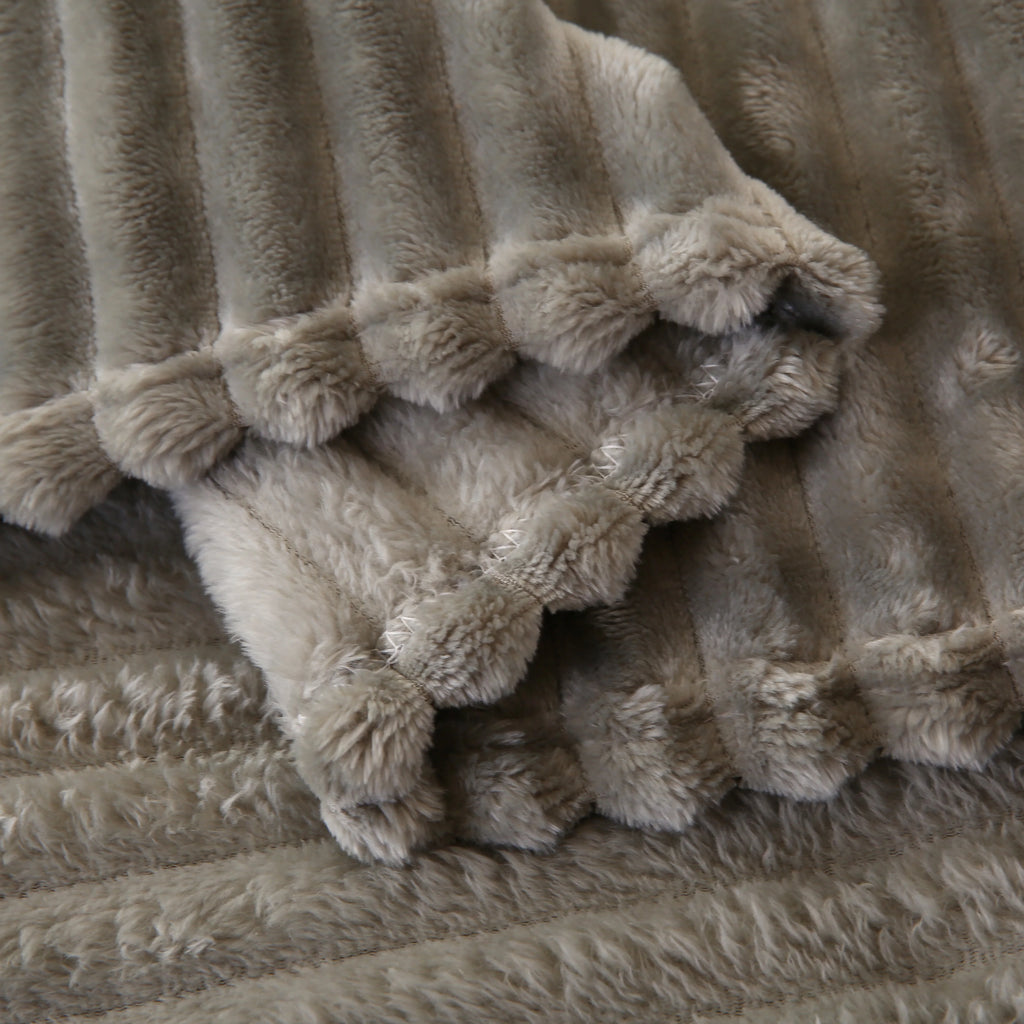 The big heavy blanket vol. 1
