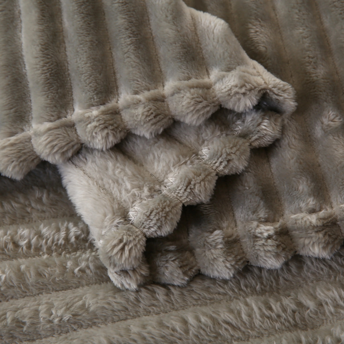 The big heavy blanket vol. 1